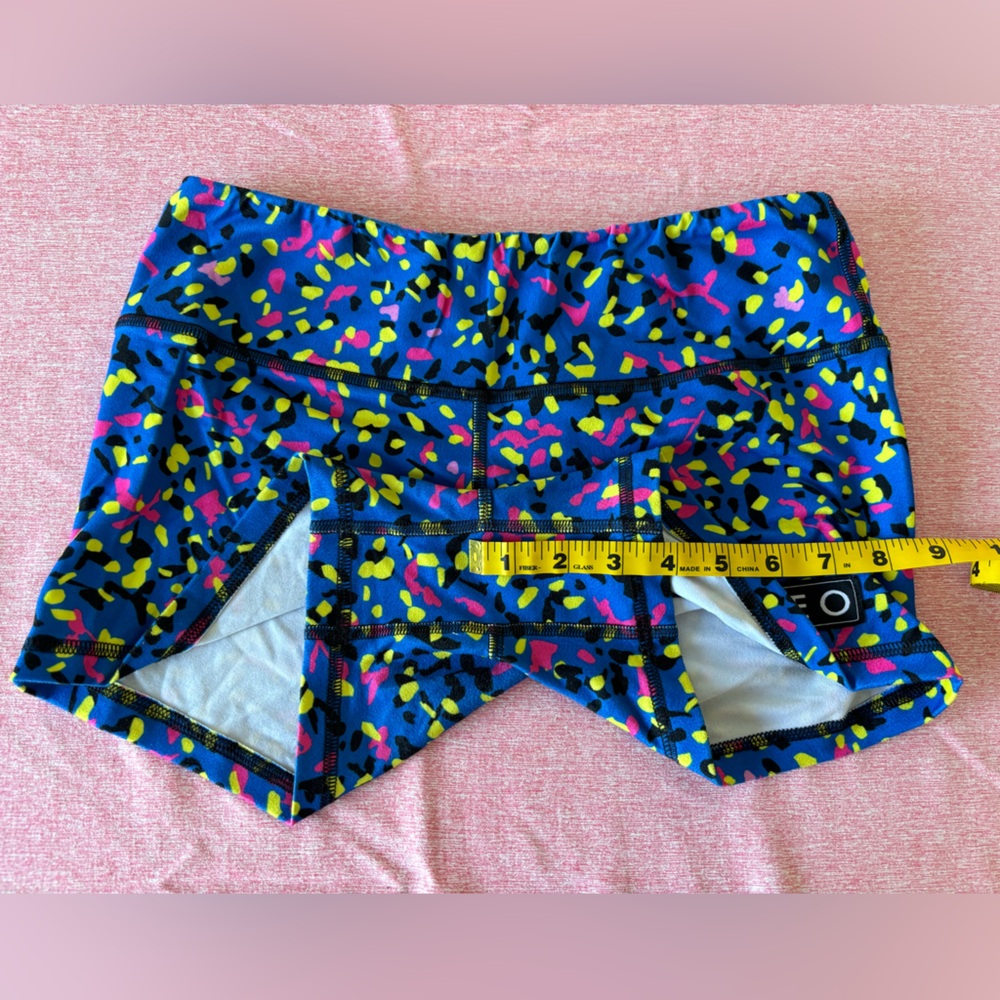 Fleo 3.25 Mid Rise Confetti Burst Medium Short